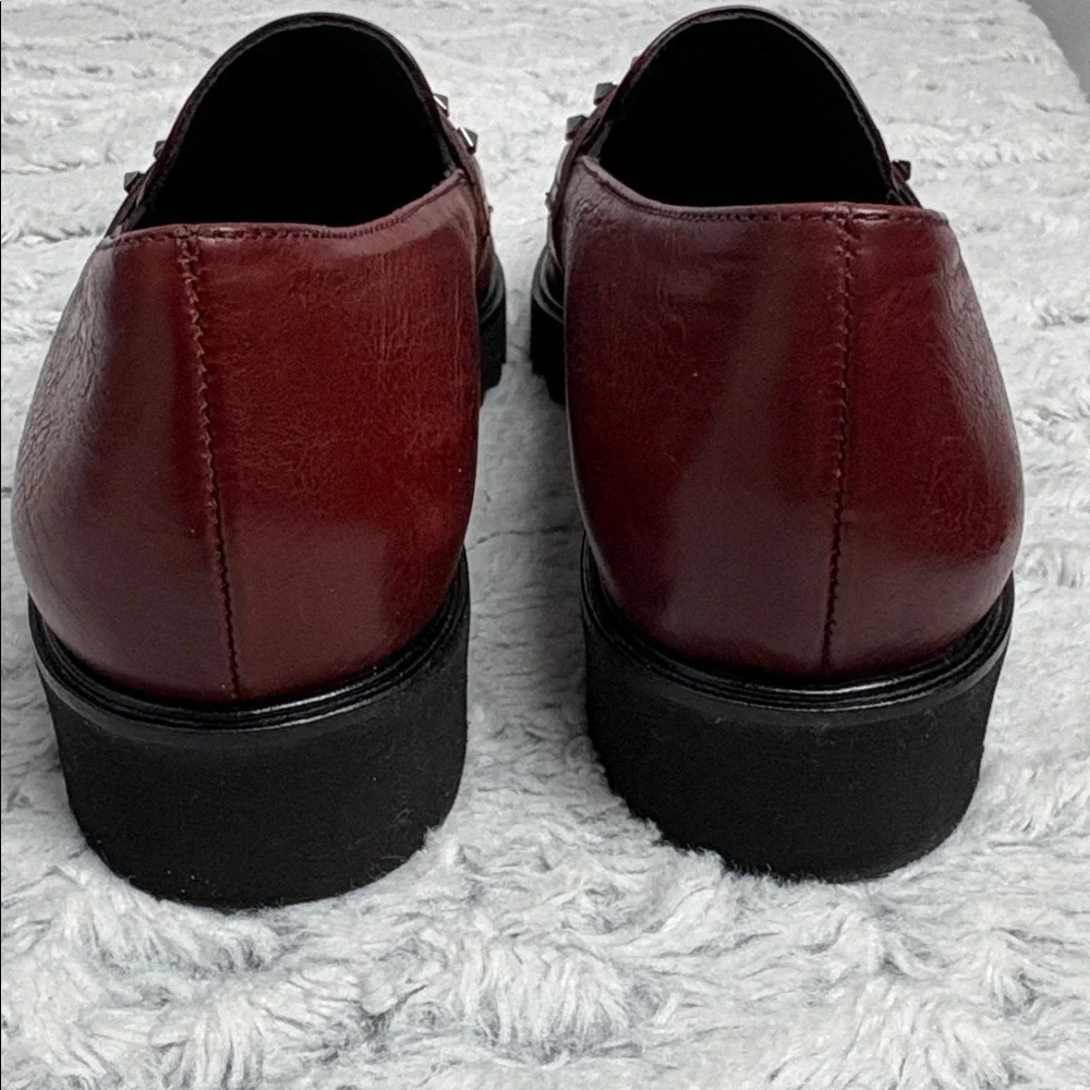 Paul Green Studded Burgundy Loafers size 7.5 (5)